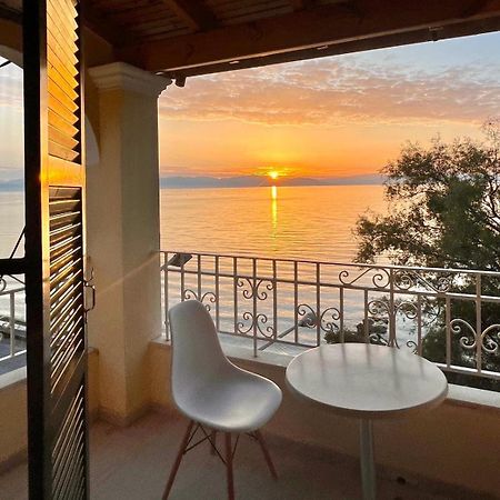 Ionian Mare Aparthotel Agios Ioannis Peristerion Exteriör bild