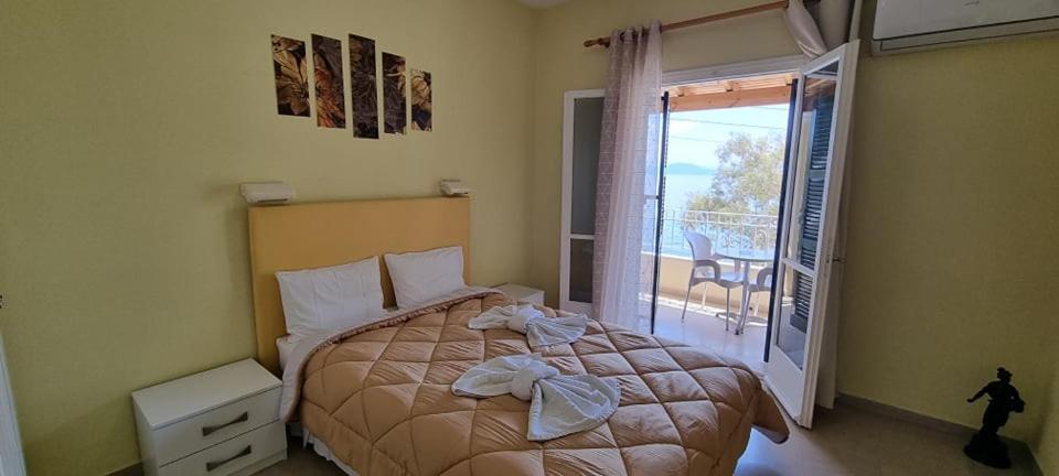 Ionian Mare Aparthotel Agios Ioannis Peristerion Exteriör bild