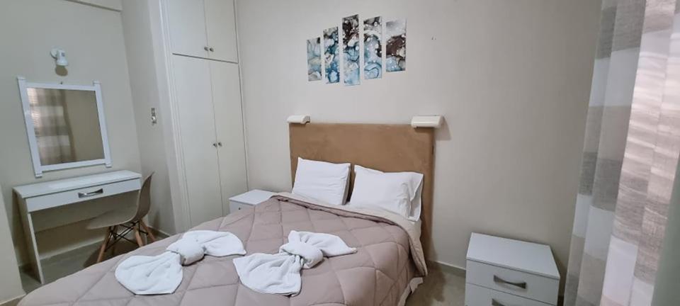 Ionian Mare Aparthotel Agios Ioannis Peristerion Exteriör bild