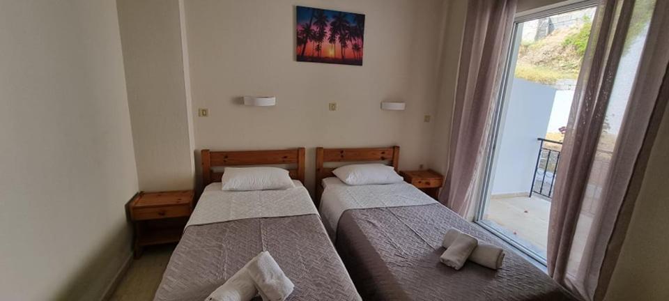 Ionian Mare Aparthotel Agios Ioannis Peristerion Exteriör bild